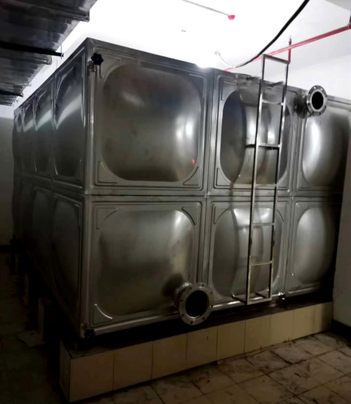 不銹鋼水箱如何與燃氣鍋爐結合使用呢？