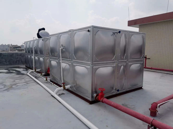 不銹鋼水箱對(duì)我們?nèi)粘Ｉ钣盟谋Ｗo(hù)