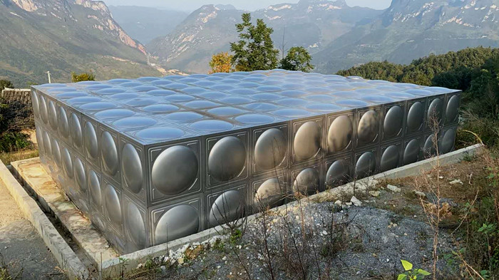 不銹鋼水箱的焊縫處理技術(shù)應(yīng)用