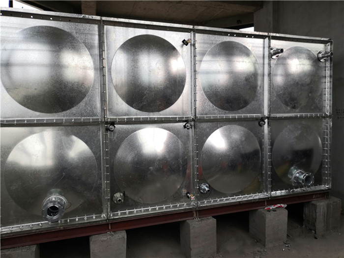 騰翔鍍鋅水箱有什么制作標(biāo)準(zhǔn)?