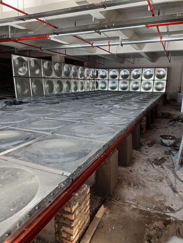 如何安裝鍍鋅水箱？