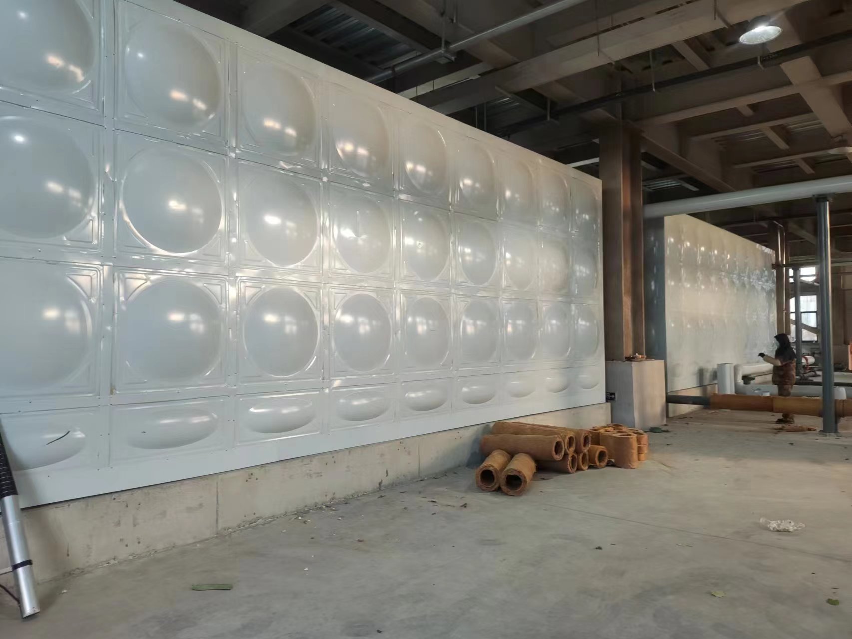 唐山曹妃甸1080立方熱水箱